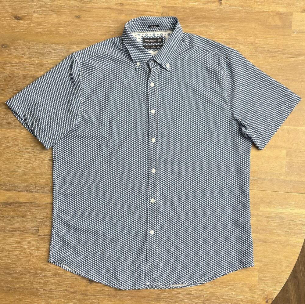 Denim & Flower Ricky Singh Men’s Short Sleeve Shirt Blue White Geometric Size XL
